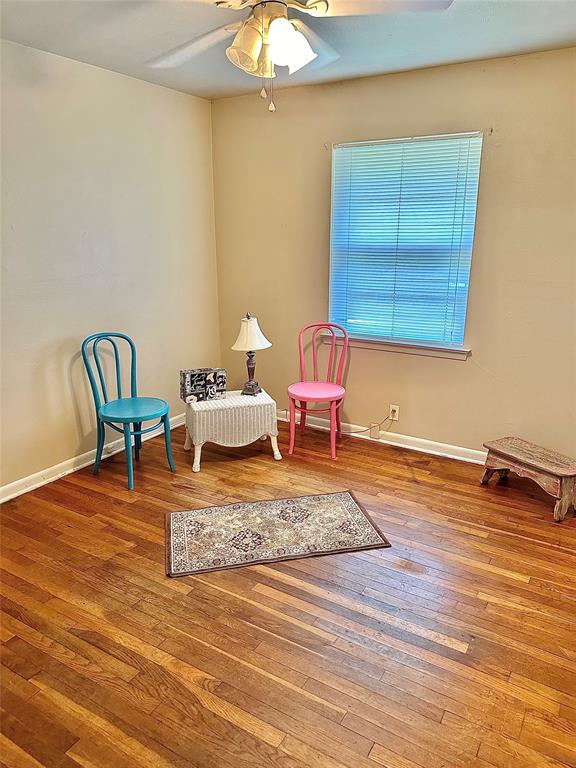 817 Laguna Drive Property Photo 9
