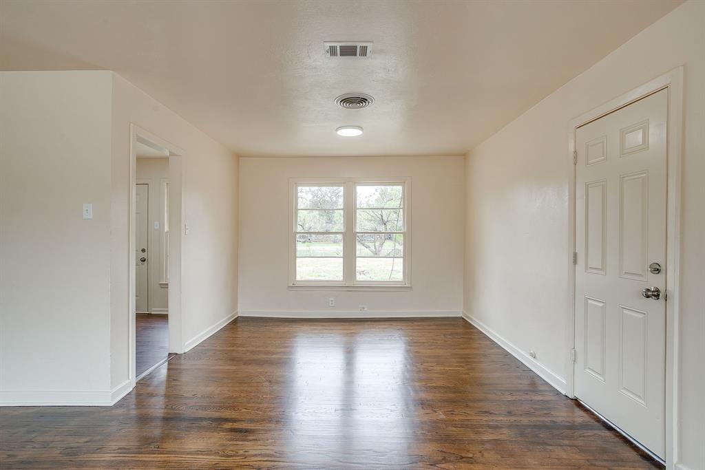 4315 Mackey Drive Property Photo 6