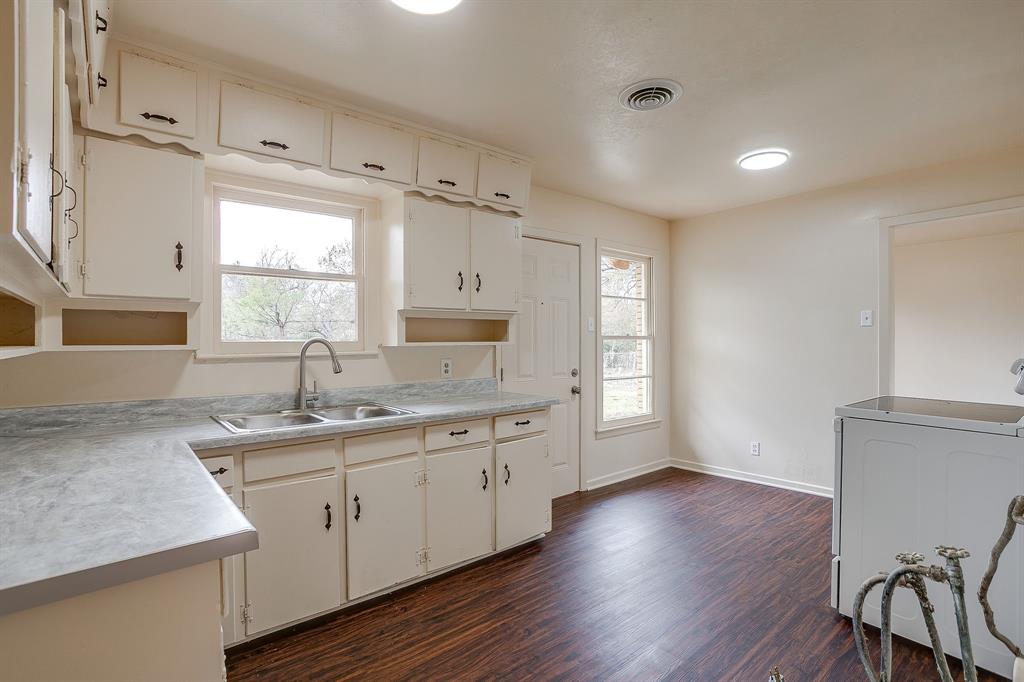 4315 Mackey Drive Property Photo 10