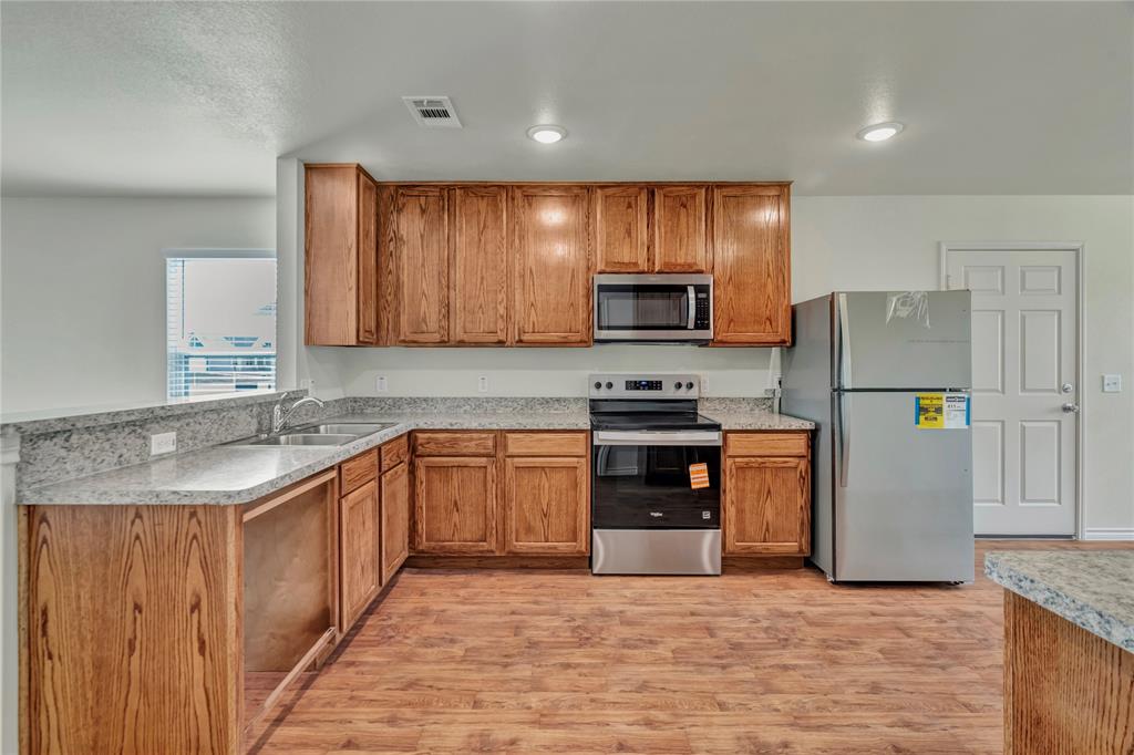 604 Crockett Drive Property Photo 10
