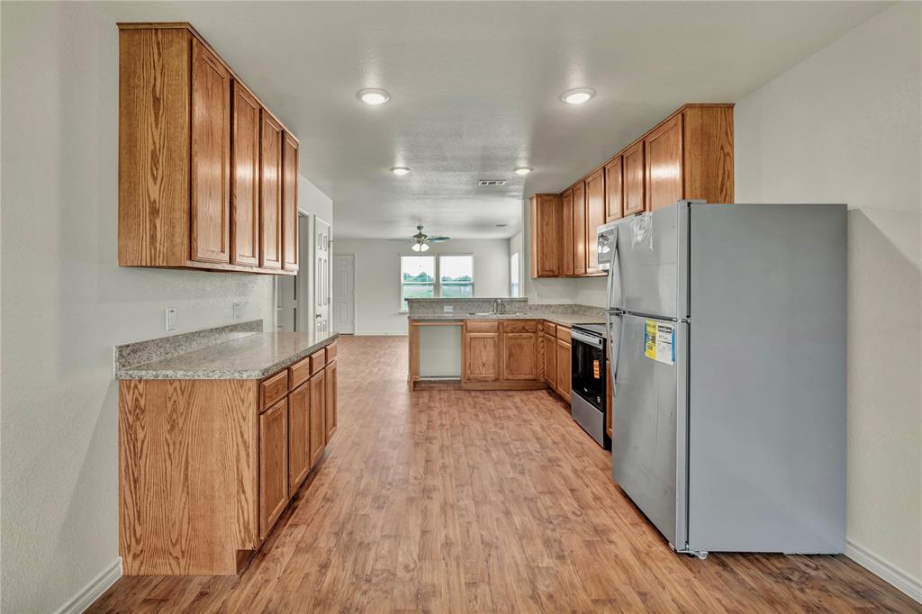 604 Crockett Drive Property Photo 11