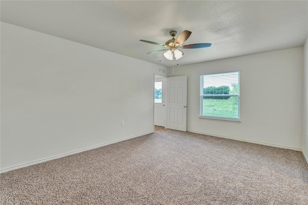 604 Crockett Drive Property Photo 15
