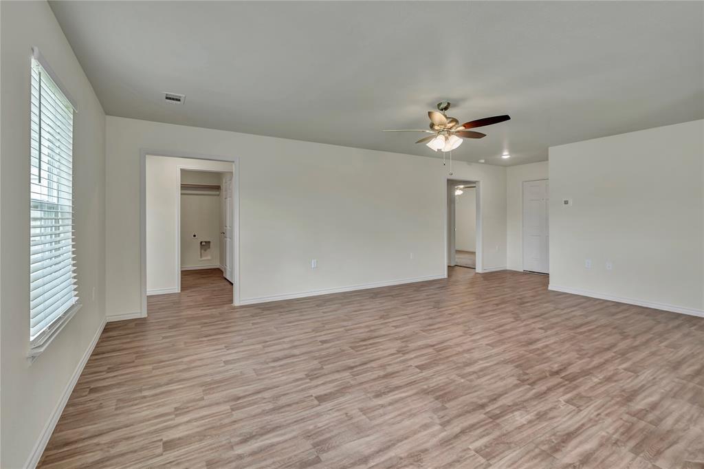 616 Crockett Drive Property Photo 9