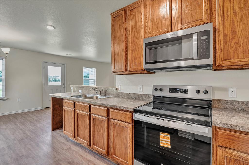 616 Crockett Drive Property Photo 13