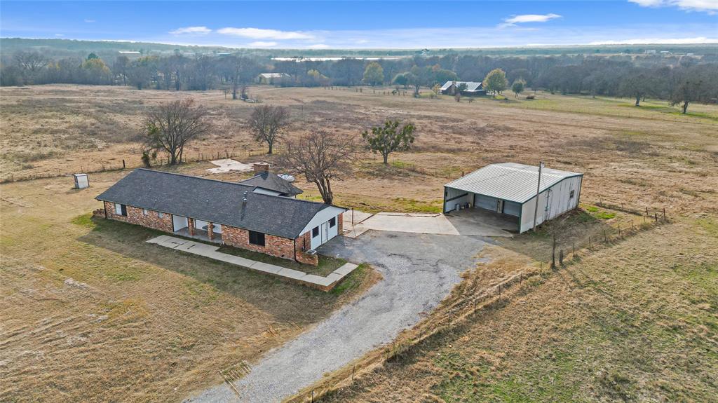 5792 N State Highway 289 Property Photo 2