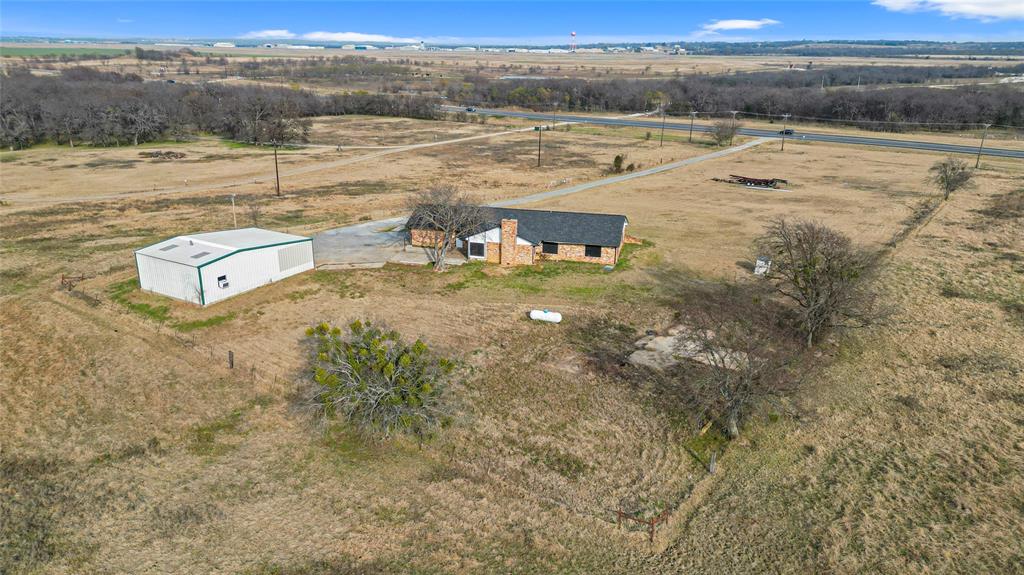 5792 N State Highway 289 Property Photo 4