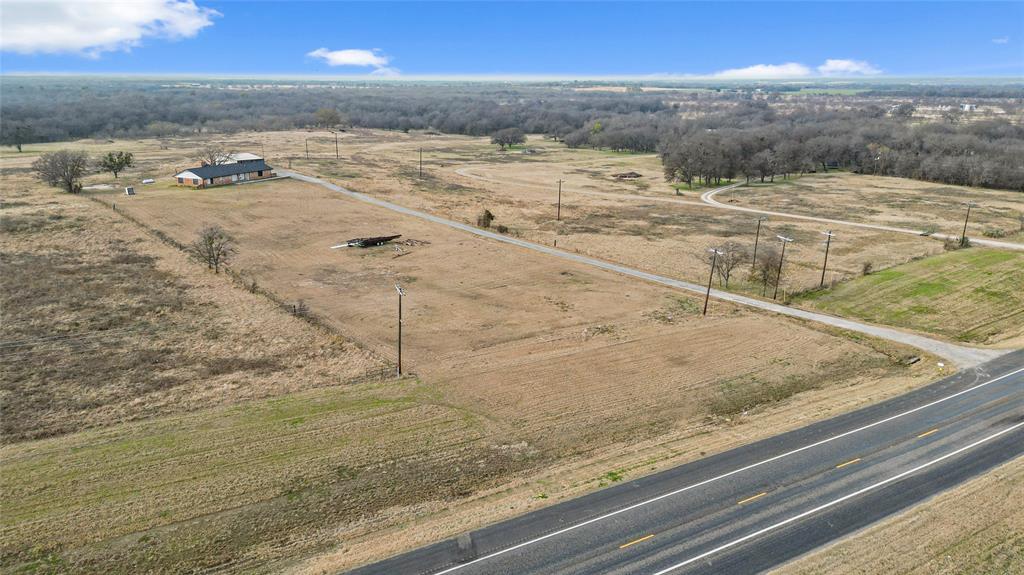5792 N State Highway 289 Property Photo 9