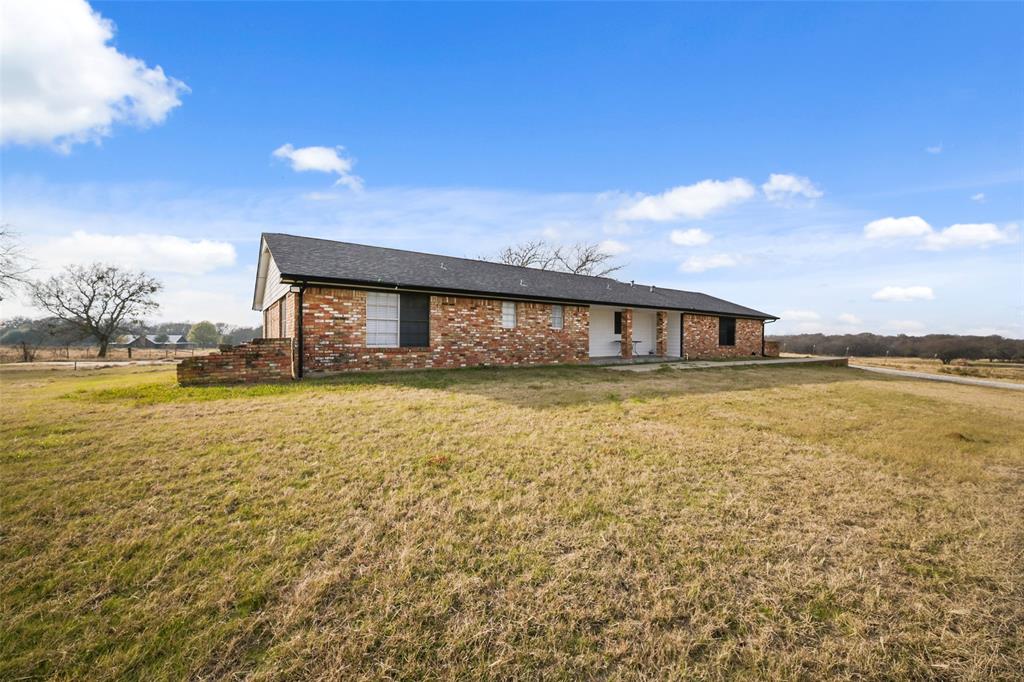 5792 N State Highway 289 Property Photo 12