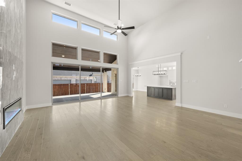 7124 Seagrove Court Property Photo 17