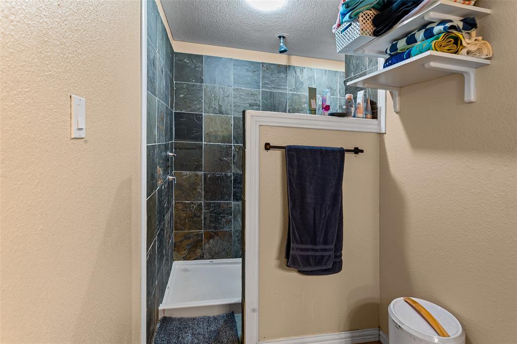 1429 W Torrey Street Property Photo 19