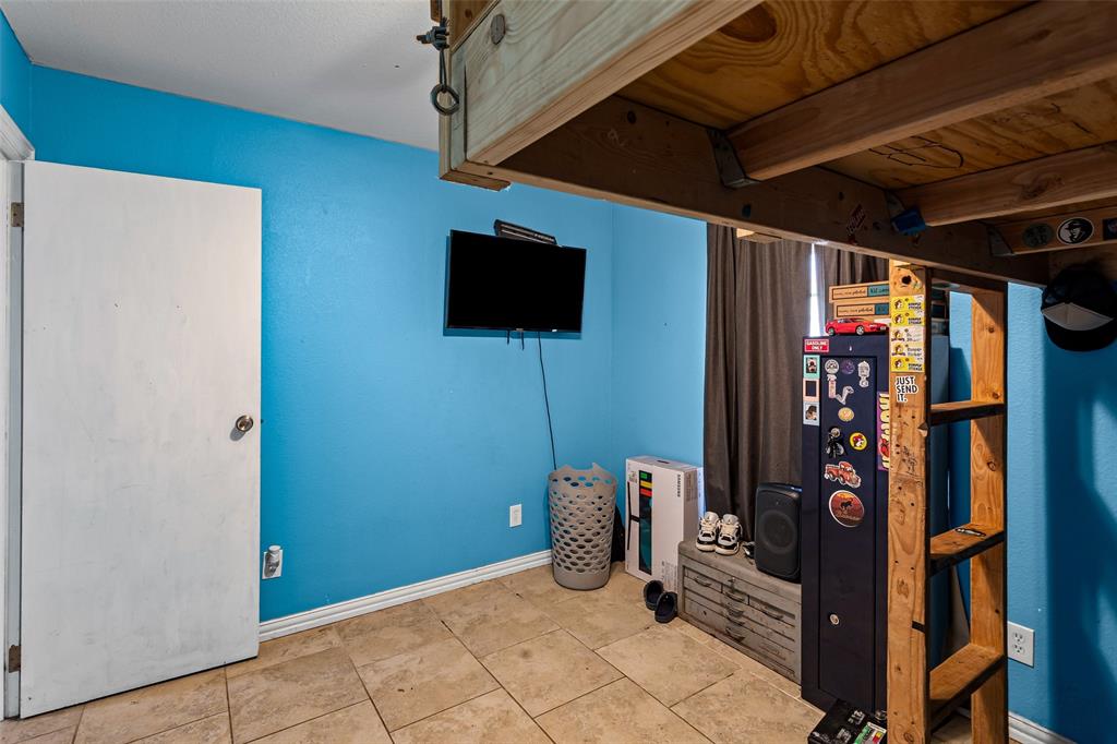 1429 W Torrey Street Property Photo 21