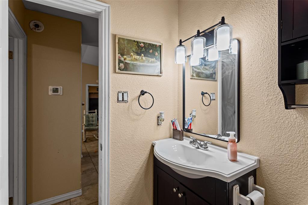 1429 W Torrey Street Property Photo 23
