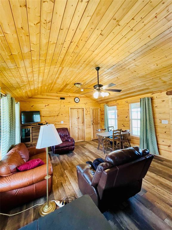 214 Cedar Creek Park Road Property Photo 14