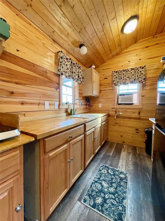 214 Cedar Creek Park Road Property Photo 19
