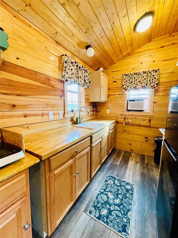 214 Cedar Creek Park Road Property Photo 21