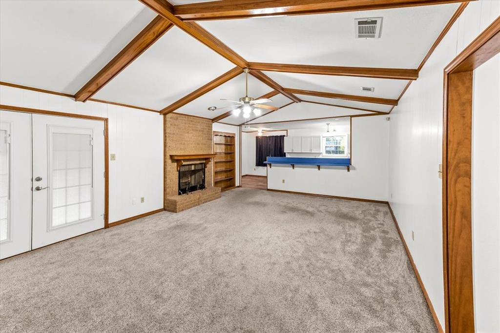 1812 Trinity Drive Property Photo 2