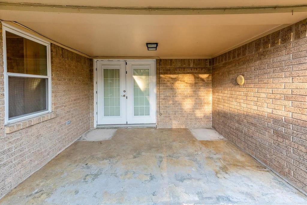 1812 Trinity Drive Property Photo 18
