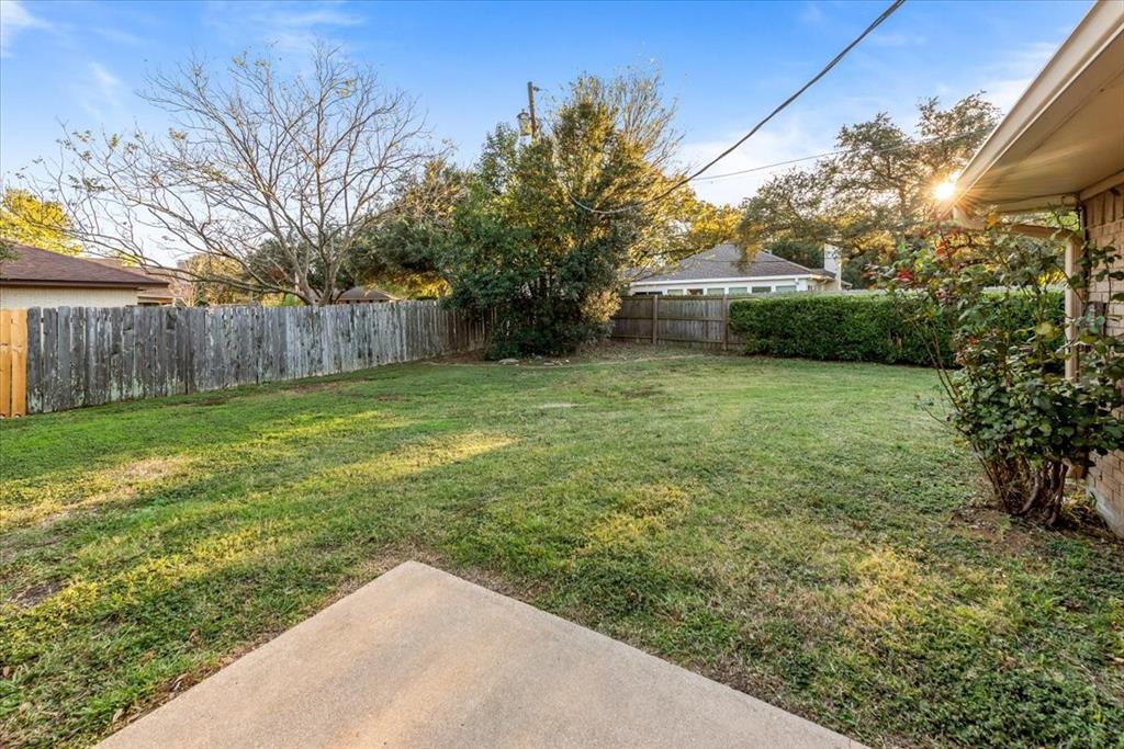 1812 Trinity Drive Property Photo 19