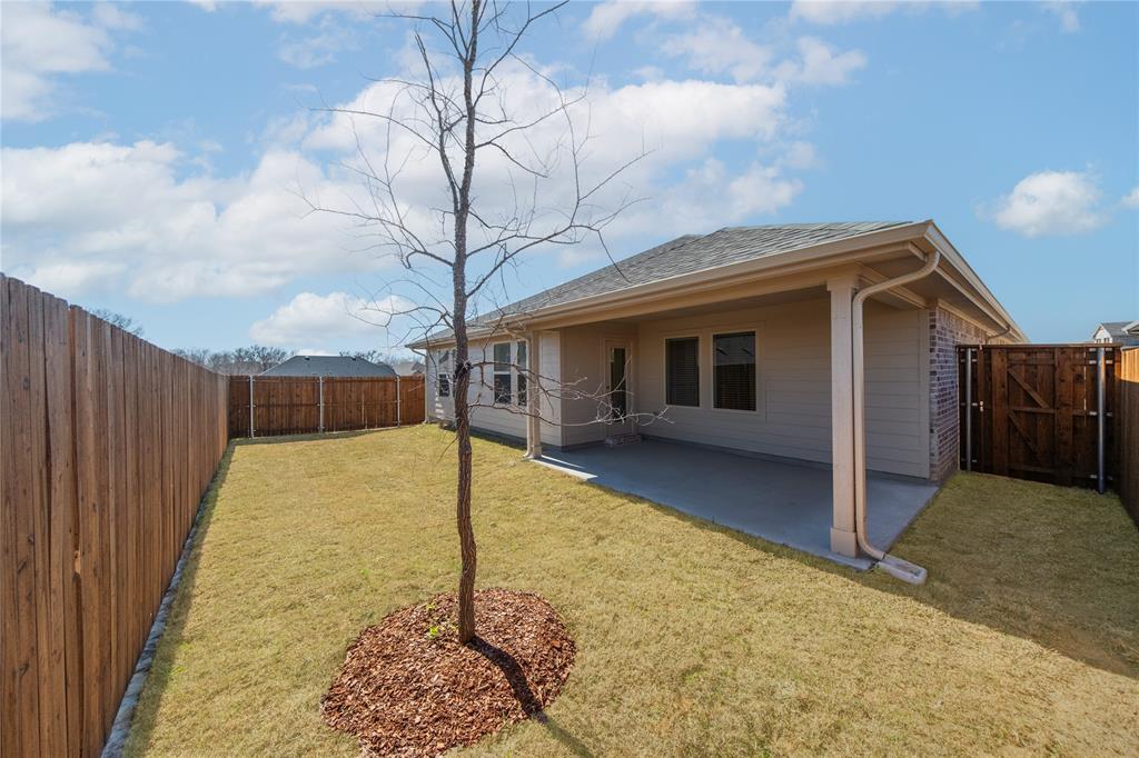 220 Starlight Drive Property Photo 2