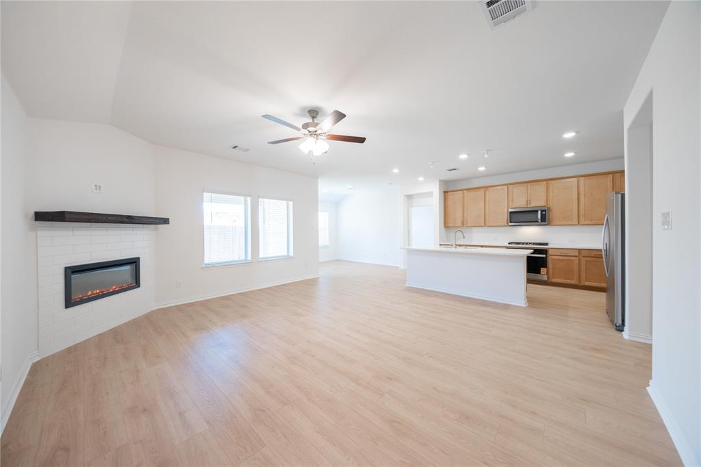 220 Starlight Drive Property Photo 8
