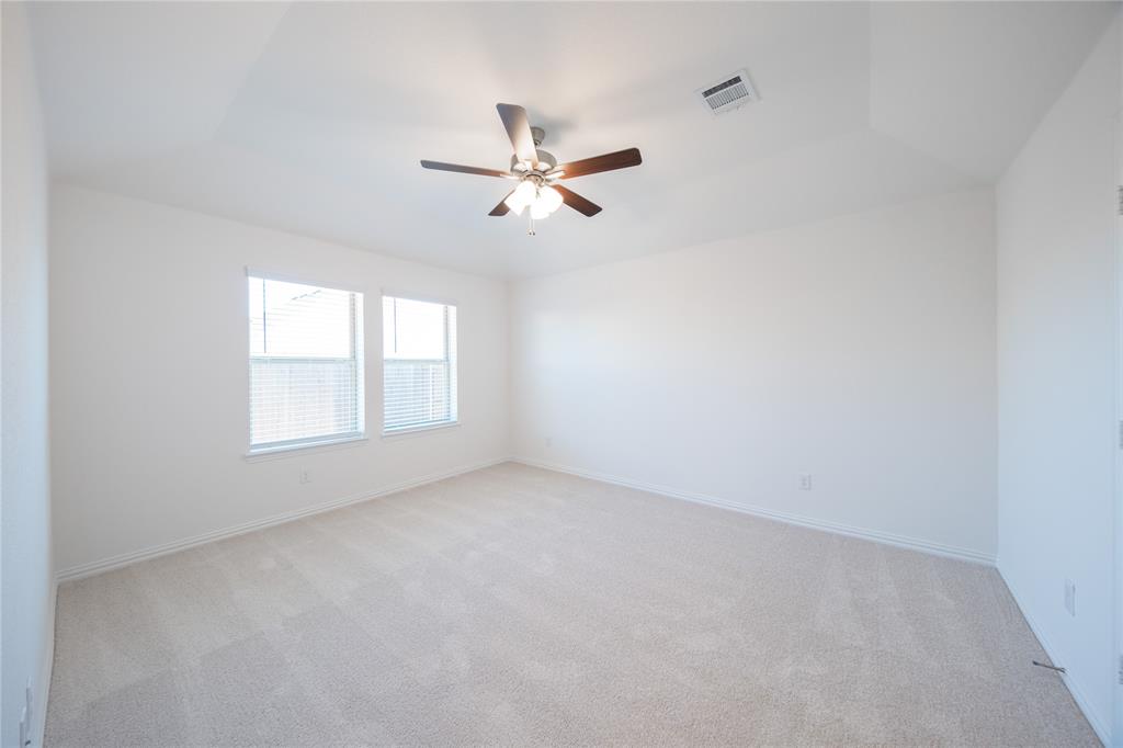 220 Starlight Drive Property Photo 9