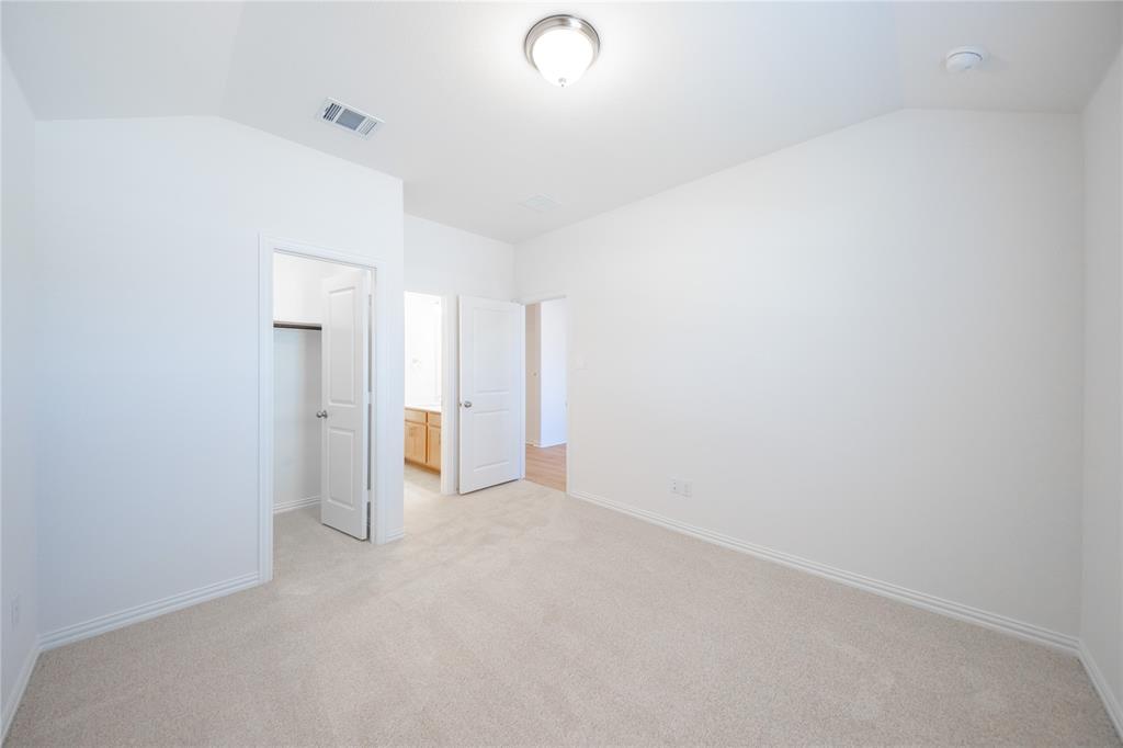 220 Starlight Drive Property Photo 14