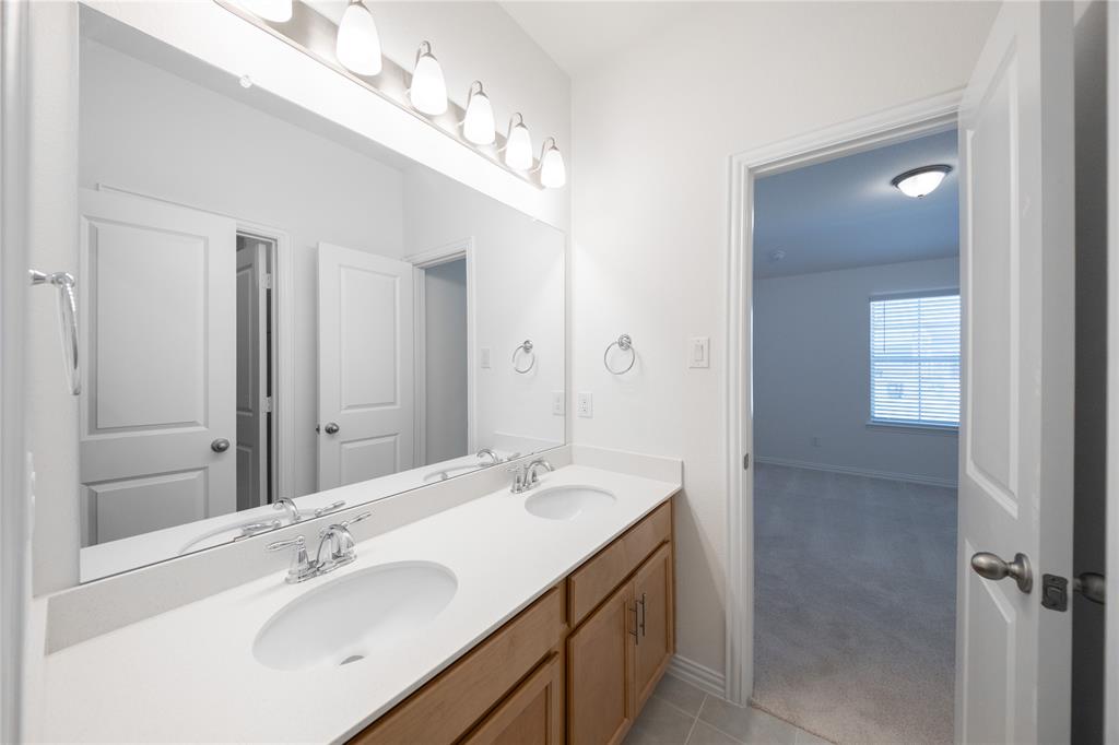 220 Starlight Drive Property Photo 15