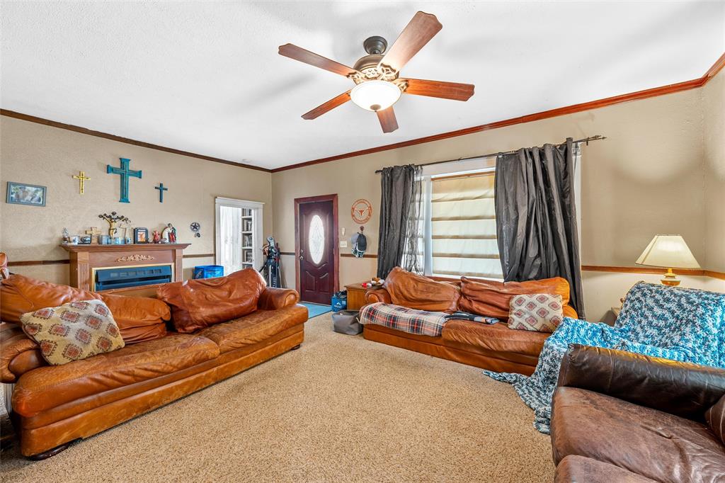 306 S Cleveland Property Photo 5