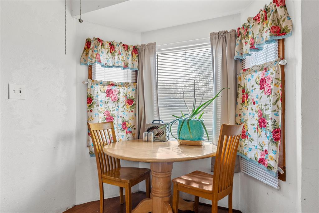 306 S Cleveland Property Photo 10