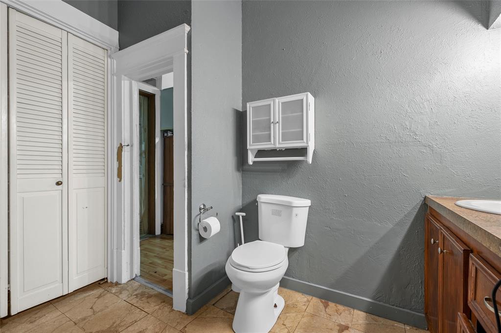 306 S Cleveland Property Photo 15