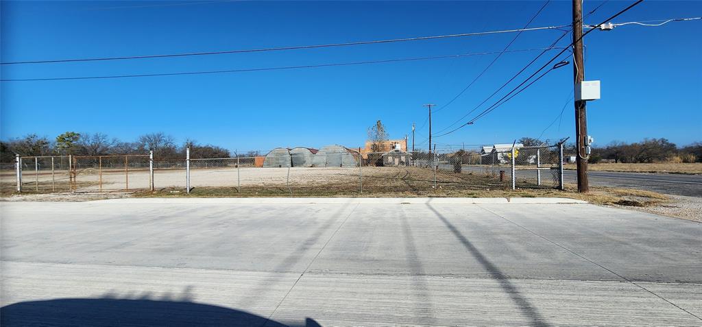 400 N Seaman Property Photo 8