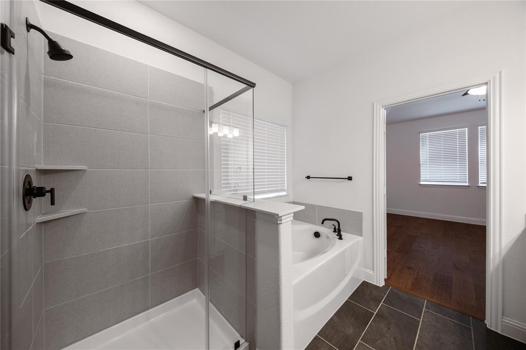 3401 Longfellow Avenue Property Photo 12