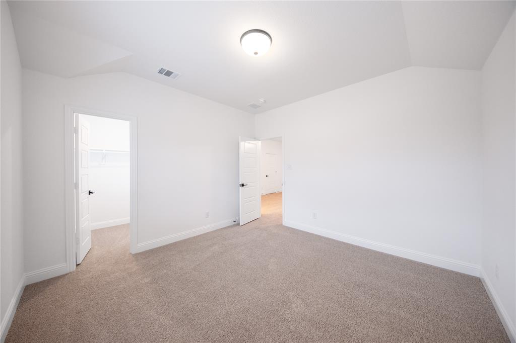 3401 Longfellow Avenue Property Photo 18
