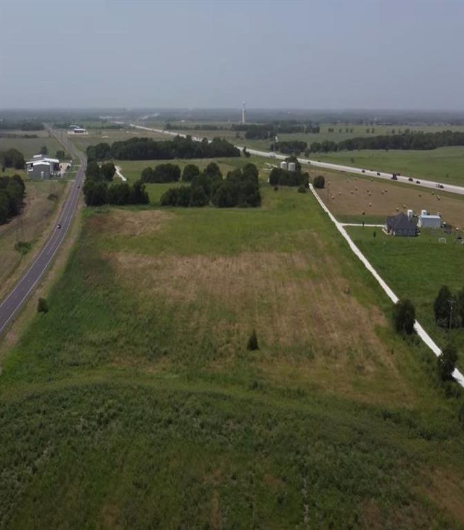 1835 N Us 77 Highway Property Photo 3