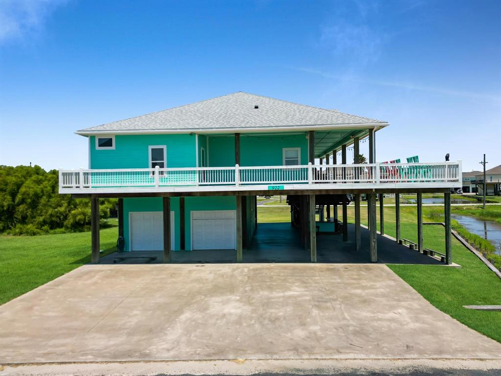 922 Palmridge Drive Property Photo 1