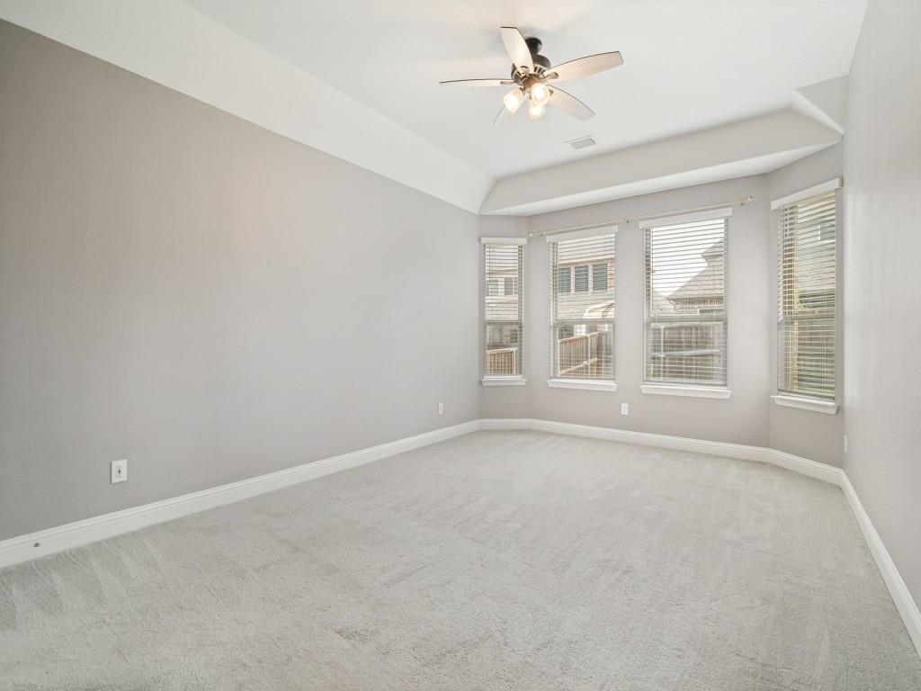 918 Colby Bluff Drive Property Photo 16
