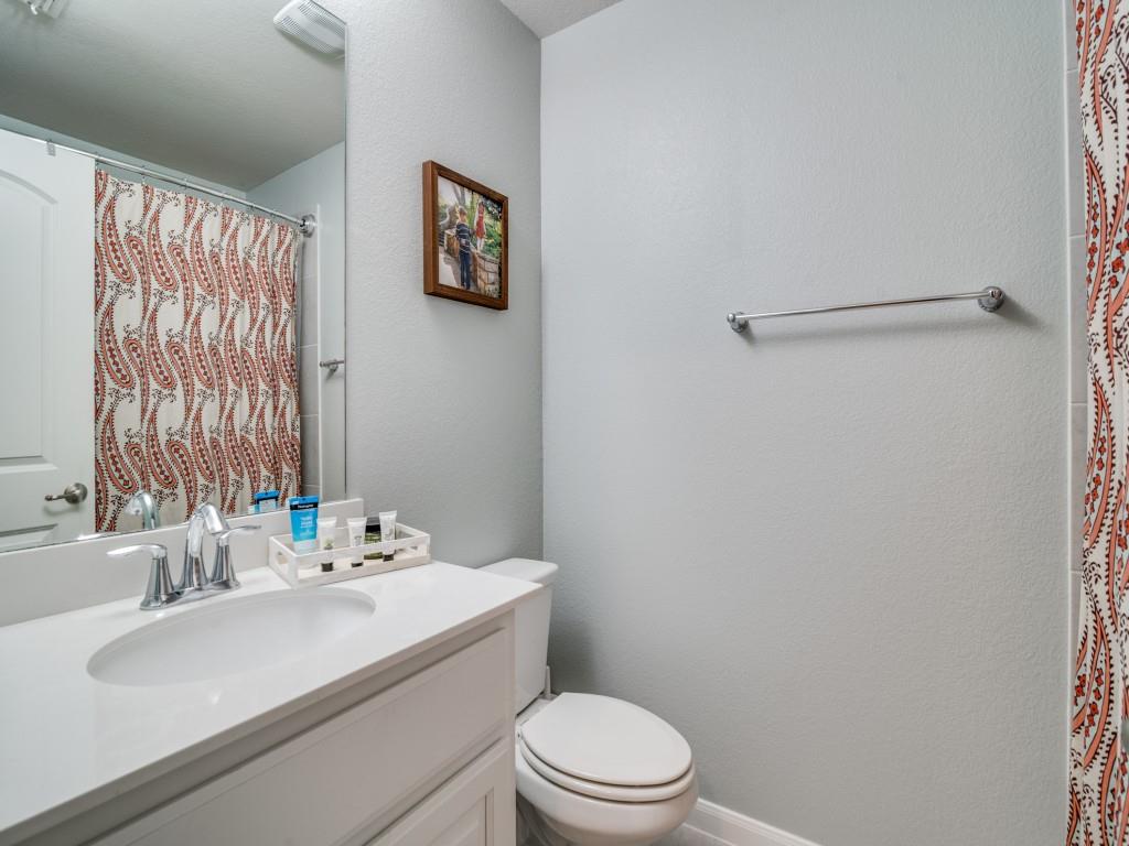 918 Colby Bluff Drive Property Photo 28