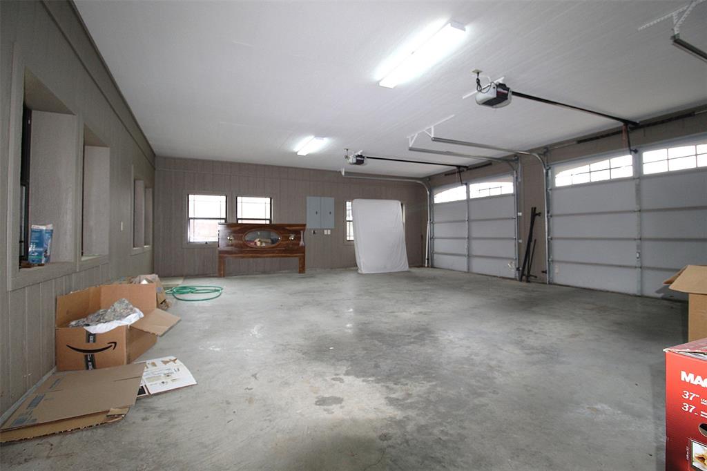 2517 Cr 2110 Property Photo 31