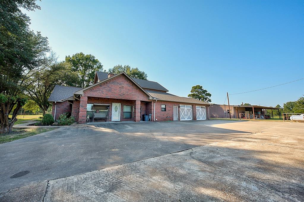 2517 Cr 2110 Property Photo 34