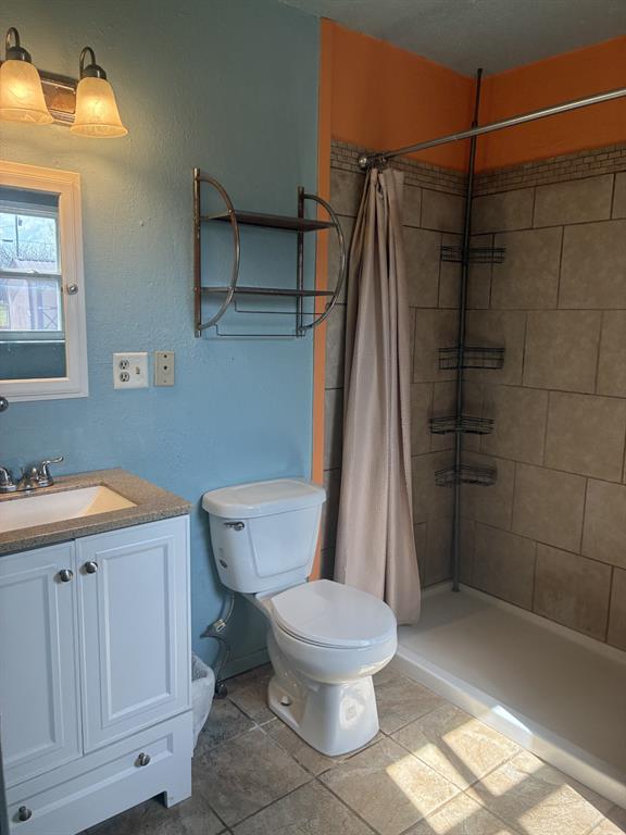 111 Lamar Street Property Photo 12