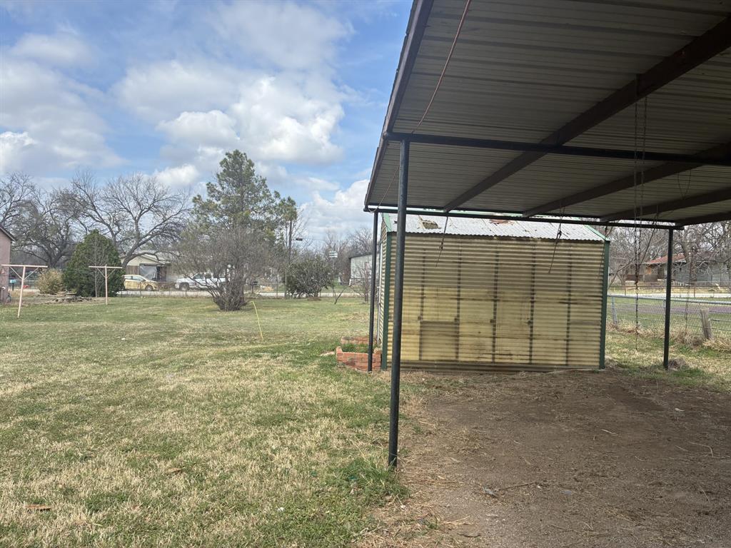 111 Lamar Street Property Photo 19