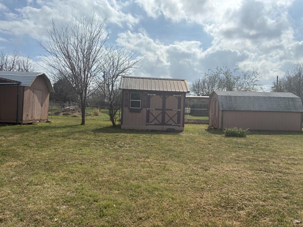 111 Lamar Street Property Photo 23