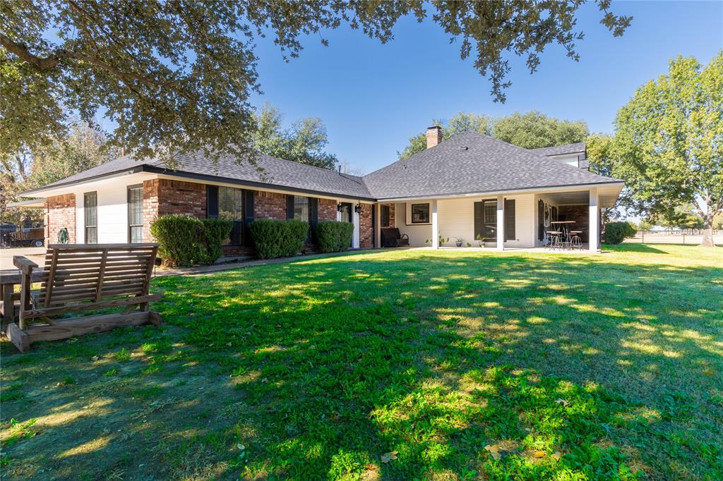 1246 Meadow Way Property Photo 1