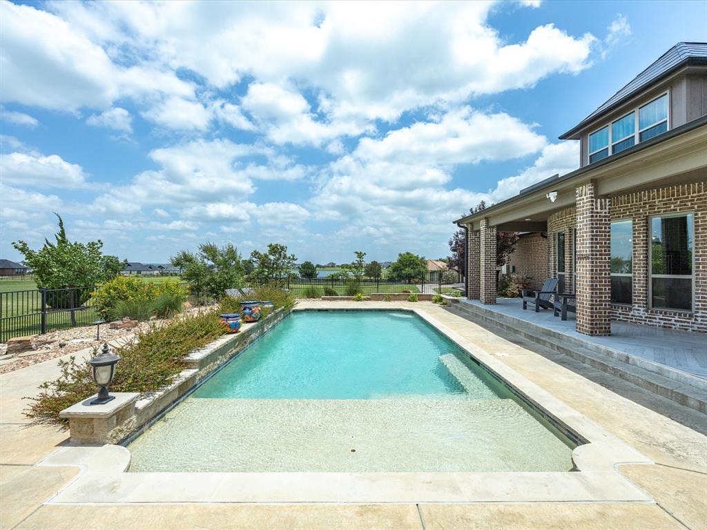212 Nueces Trail Property Photo 33