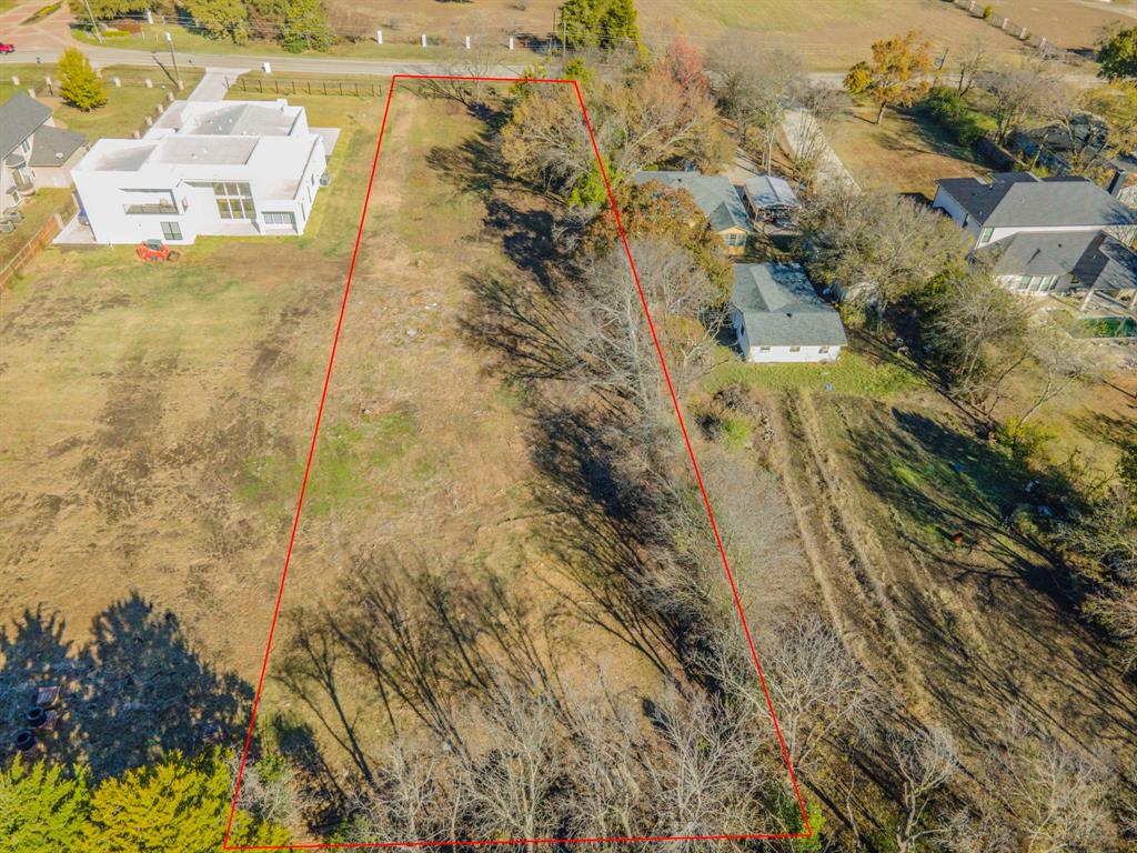 1124 W Pleasant Run Road Property Photo 6