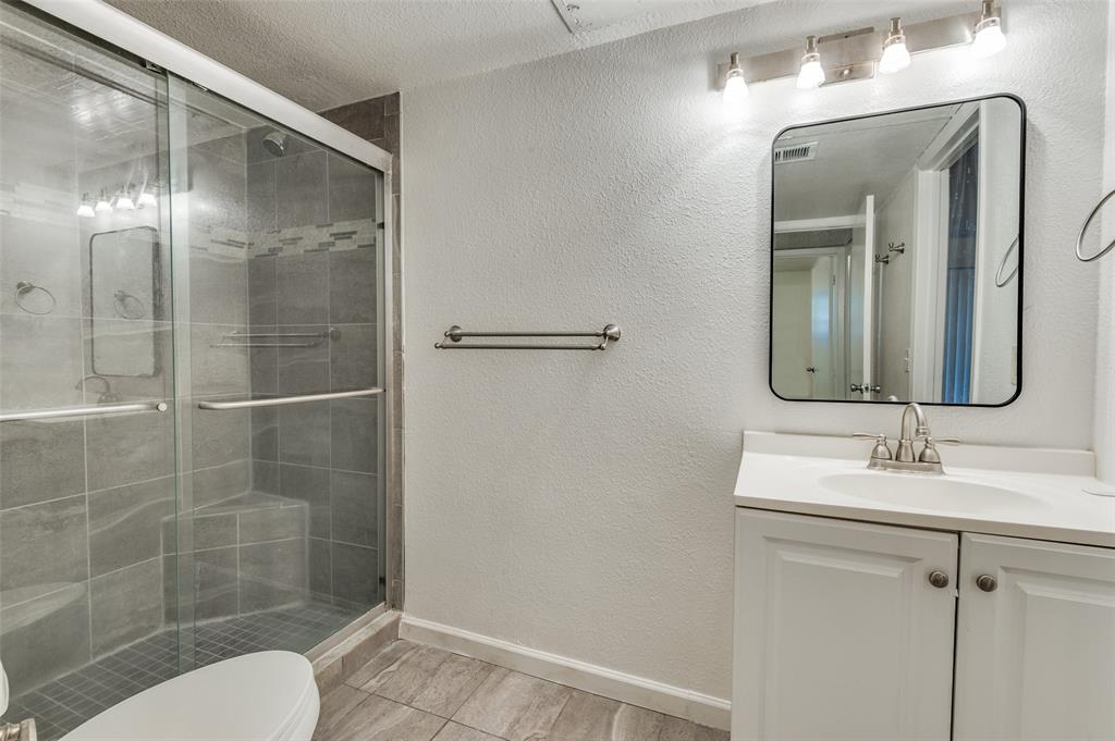 4304 Westminster Drive Property Photo 10