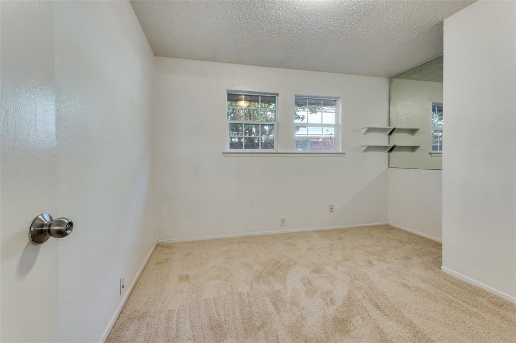 4304 Westminster Drive Property Photo 11