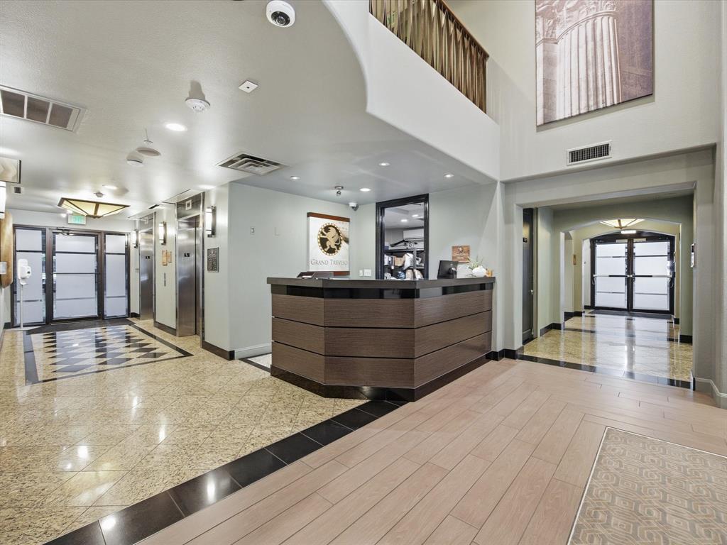 330 Las Colinas Boulevard 614 Property Photo 6