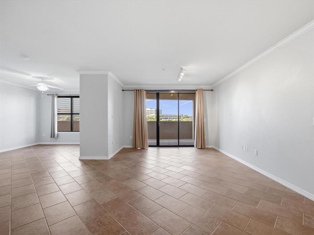 330 Las Colinas Boulevard 614 Property Photo 11