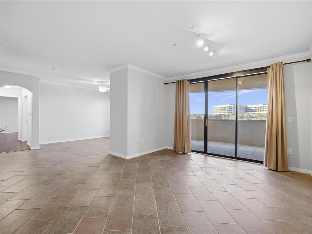 330 Las Colinas Boulevard 614 Property Photo 12